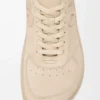 Jambo-sneakers i mocka av kalvskinn Havremjölk Jambo-sneakers i mocka av kalvskinn Havremjölk