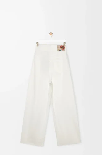 Jeans med omlottdesign i denim. Vit Jeans med omlottdesign i denim. Vit