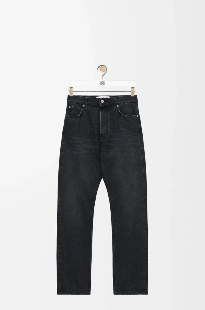 Jeans med raka ben i denim, tvättad svart Jeans med raka ben i denim, tvättad svart