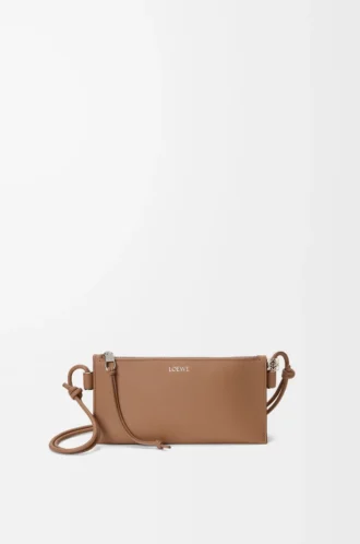 Joya-påse i nappa kalvskinn Mocha