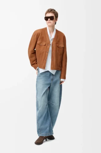 Kofta i toffeefärgad shearling