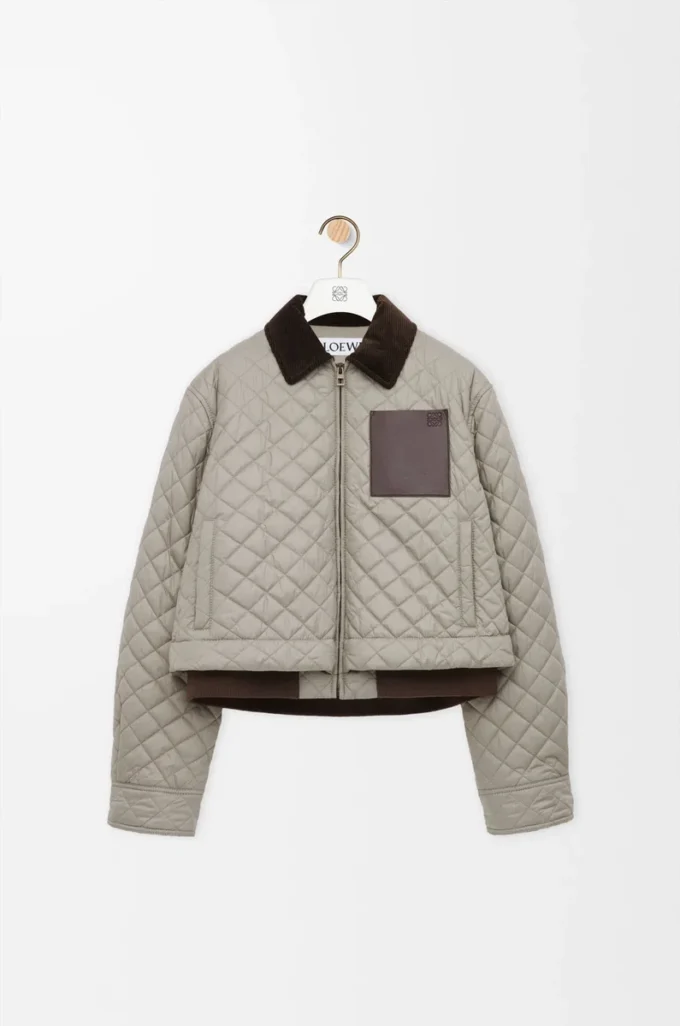Kort jacka i tekniskt tyg Medium Grey Kort jacka i tekniskt tyg Medium Grey