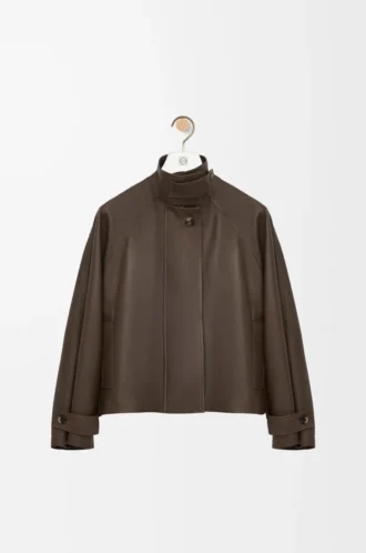 Kort parkas i nappa kalvskinn Mörkgrön