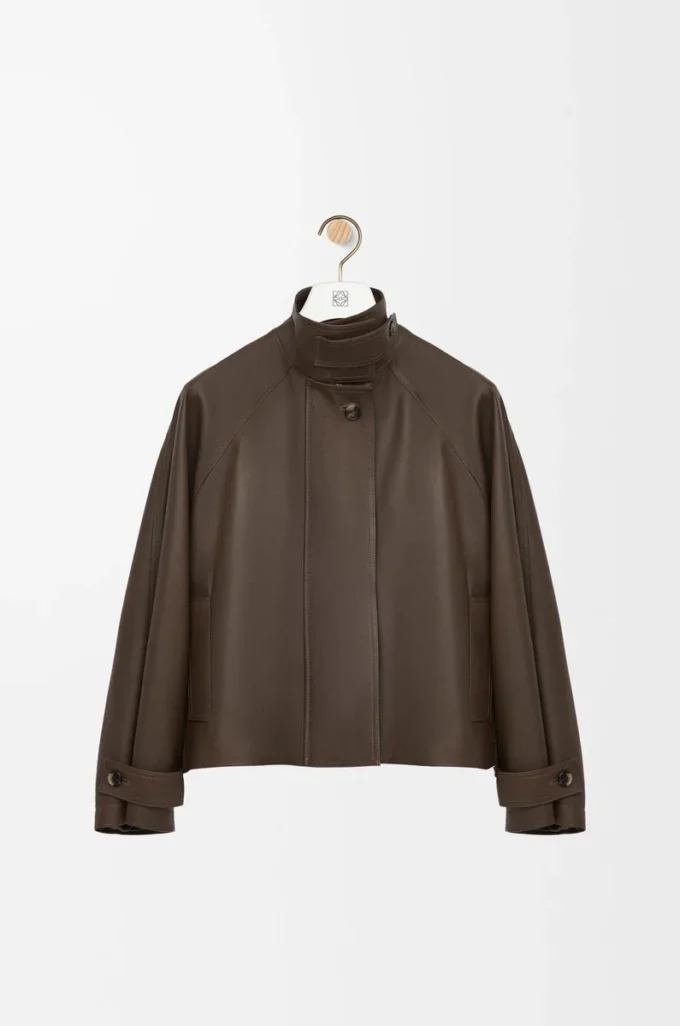 Kort parkas i nappa kalvskinn Mörkgrön Kort parkas i nappa kalvskinn Mörkgrön