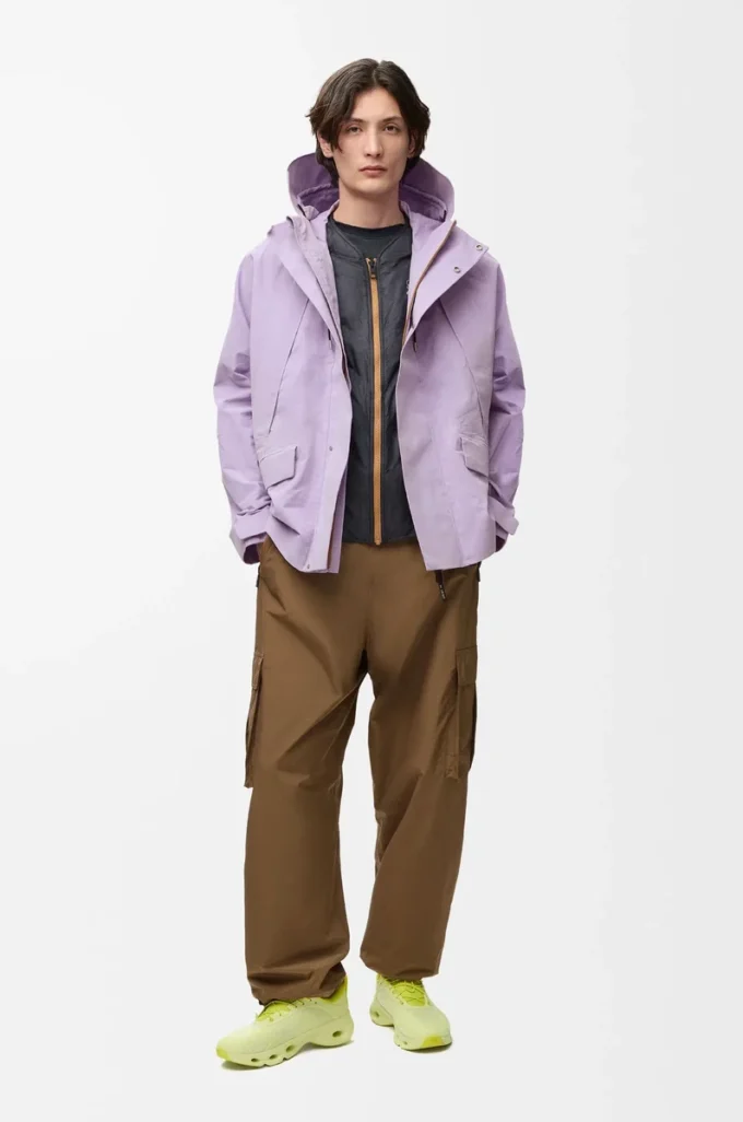 Kort parkas i teknisk bomull Lila Kort parkas i teknisk bomull Lila