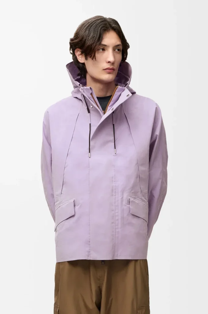 Kort parkas i teknisk bomull Lila Kort parkas i teknisk bomull Lila