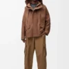 Kort parkas i teknisk bomull Toffee Kort parkas i teknisk bomull Toffee