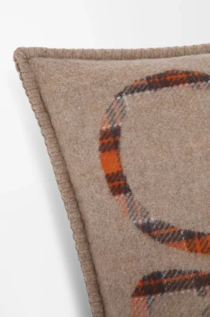 Kudde i ull och kashmir Beige/Orange Kudde i ull och kashmir Beige/Orange