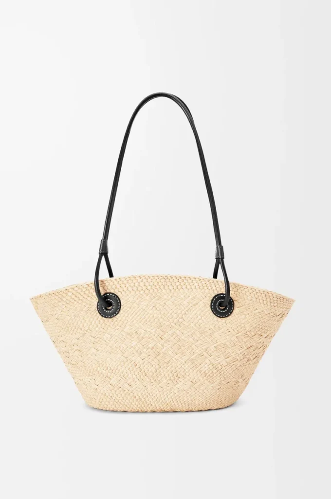 Liten Anagram Basket-väska i iracapalm och kalvskinn Natur/Svart Liten Anagram Basket-väska i iracapalm och kalvskinn Natur/Svart
