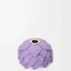 Liten blommig charm i kalvskinn Mauve Liten blommig charm i kalvskinn Mauve
