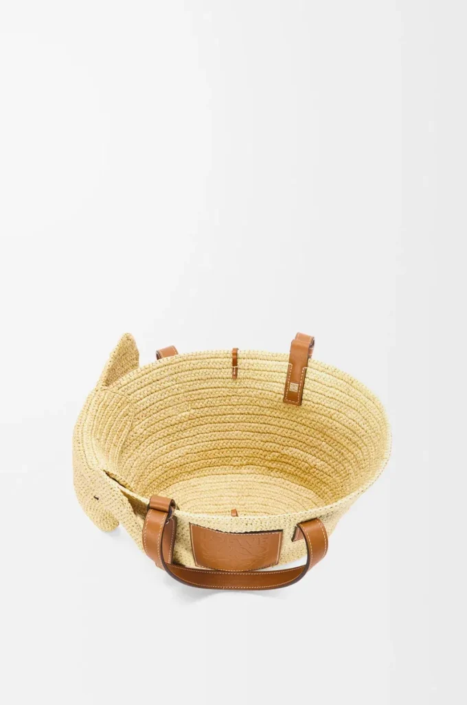 Liten Elephant-korg i raffia och kalvskinn Natur/Tan Liten Elephant-korg i raffia och kalvskinn Natur/Tan