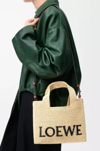 Liten LOEWE Font-väska i raffia Natur