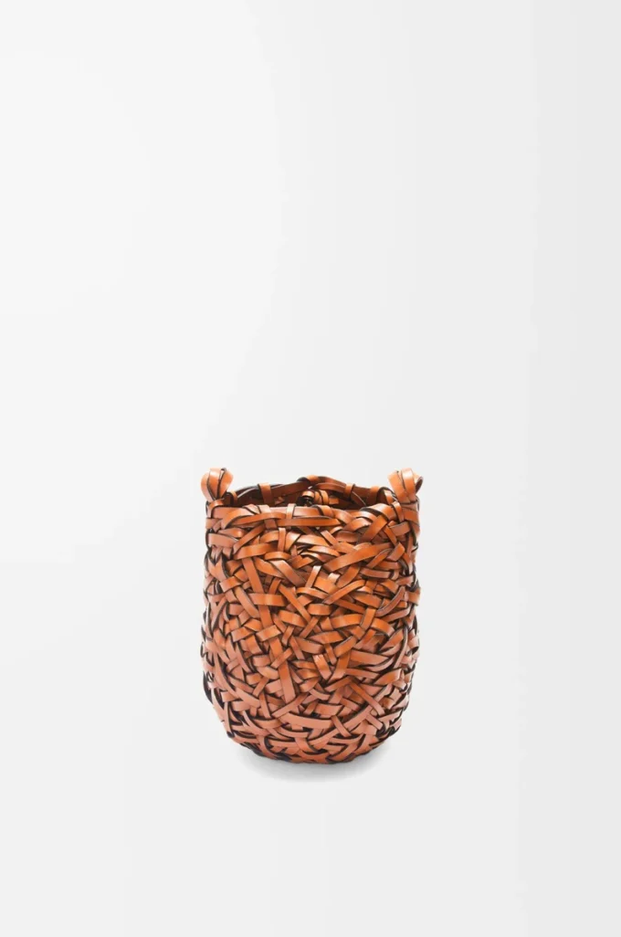 Liten Nest Basket-väska i kalvskinn Tan Liten Nest Basket-väska i kalvskinn Tan