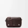 Liten Pebble-messenger-väska i mjukt kornat kalvskinn Oxblood