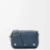 Liten Pebble-messengerbag i mjukt kornat kalvskinn Indigo Dye Liten Pebble-messengerbag i mjukt kornat kalvskinn Indigo Dye