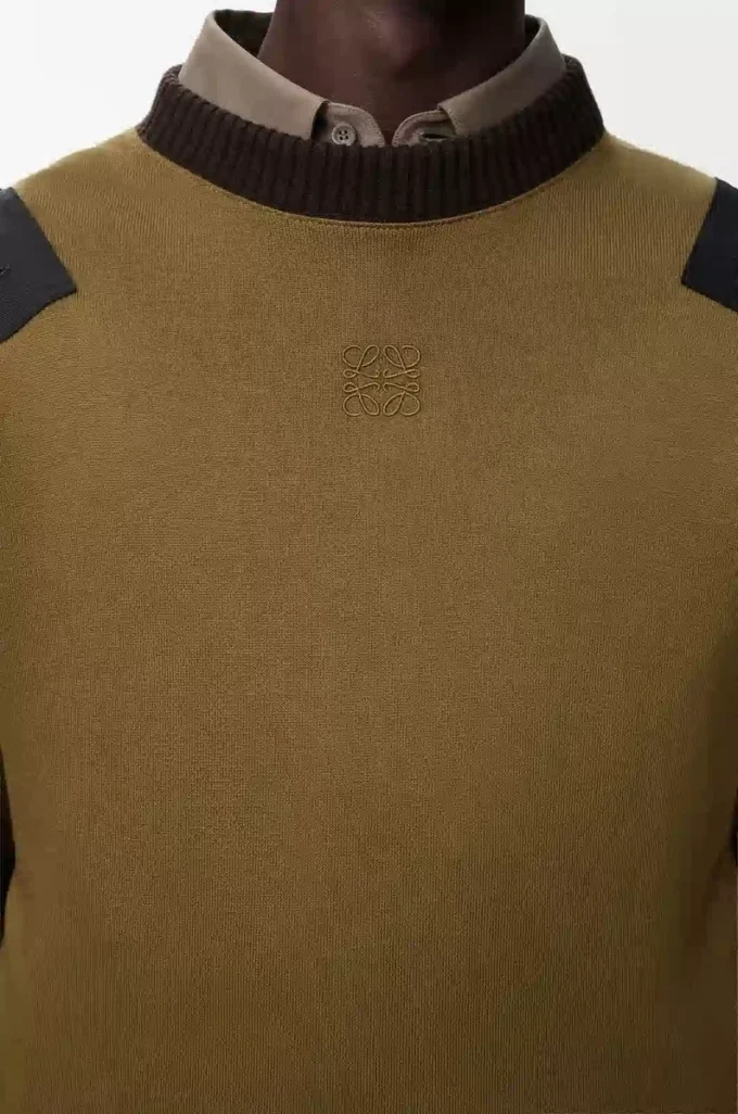 Långärmad topp i bomullsblandning Khaki/Svart Långärmad topp i bomullsblandning Khaki/Svart