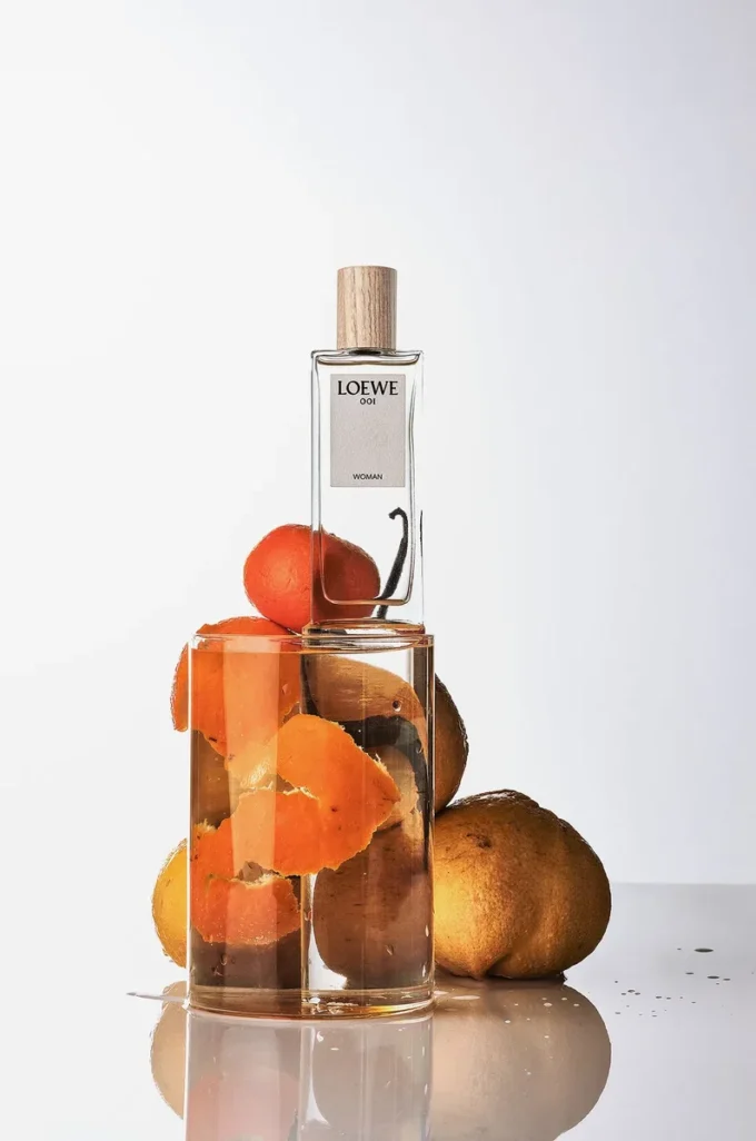 LOEWE 001 Woman Eau de Parfum 50 ml Färglös LOEWE 001 Woman Eau de Parfum 50 ml Färglös
