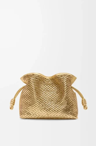 Medium Flamenco-clutch i laminerat lammskinn Gold