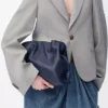 Medium Flamenco-clutch i nappa kalvskinn Abyss Blue Medium Flamenco-clutch i nappa kalvskinn Abyss Blue