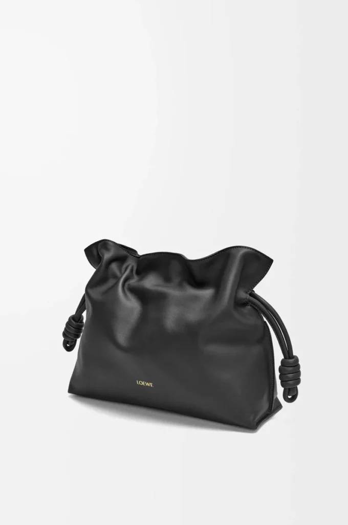 Medium Flamenco-clutch i nappa kalvskinn Black Medium Flamenco-clutch i nappa kalvskinn Black