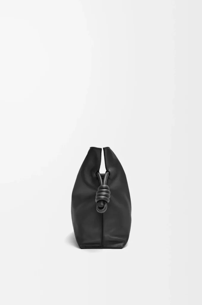 Medium Flamenco-clutch i nappa kalvskinn Black Medium Flamenco-clutch i nappa kalvskinn Black