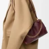 Medium Flamenco-väska i mjukt nappa-lammskinn Dark Burgundy Medium Flamenco-väska i mjukt nappa-lammskinn Dark Burgundy