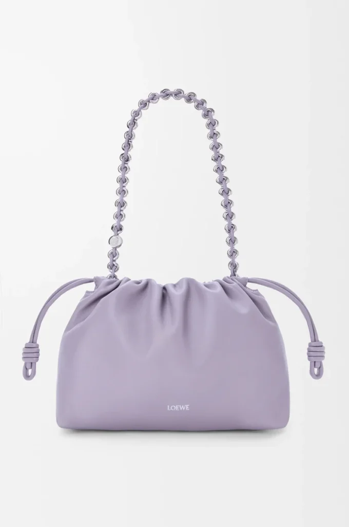 Medium Flamenco-väska i mjukt nappa-lammskinn, smutsig mauve Medium Flamenco-väska i mjukt nappa-lammskinn, smutsig mauve