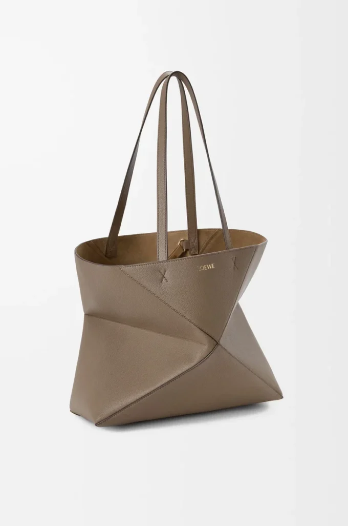 Medium horisontell Puzzle Fold-väska i mjukt kornat kalvskinn Taupe Medium horisontell Puzzle Fold-väska i mjukt kornat kalvskinn Taupe
