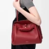 Medium Madrid-väska i mjukt kalvskinn, Burnt Red Medium Madrid-väska i mjukt kalvskinn, Burnt Red