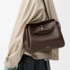 Medium Madrid-väska i mjukt kalvskinn Dark Chestnut Medium Madrid-väska i mjukt kalvskinn Dark Chestnut