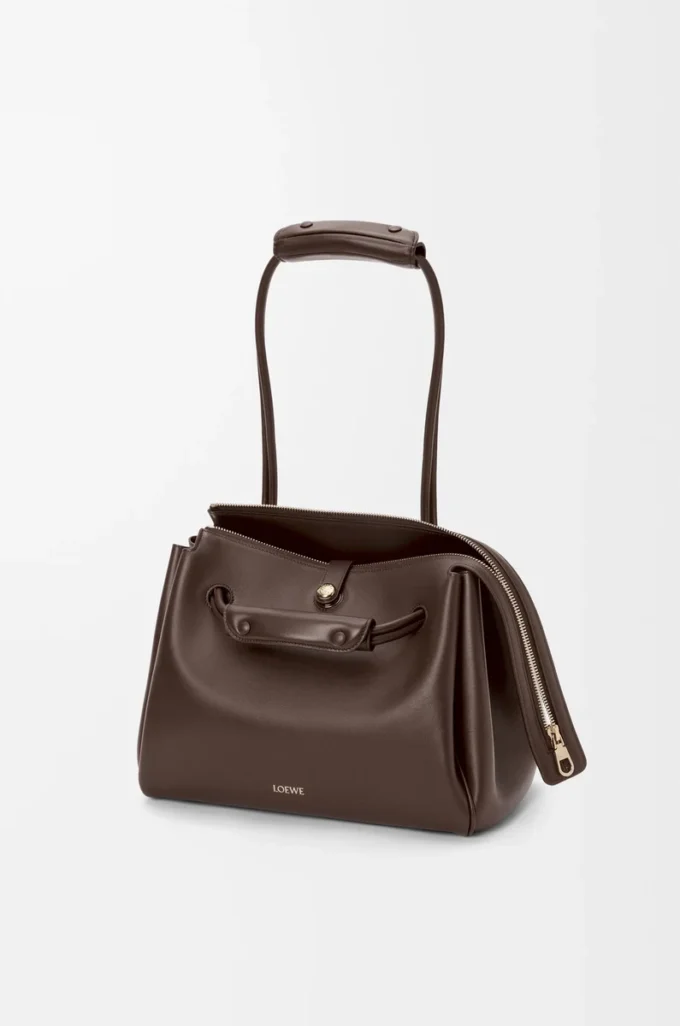 Medium Madrid-väska i mjukt kalvskinn Dark Chestnut Medium Madrid-väska i mjukt kalvskinn Dark Chestnut
