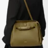 Medium Madrid-väska i mjukt kalvskinn Olive Medium Madrid-väska i mjukt kalvskinn Olive