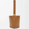 Medium Pebble-hinkväska i mjukt kalvskinn Oak Medium Pebble-hinkväska i mjukt kalvskinn Oak