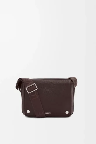 Medium Pebble-messengerbag i mjukt kornat kalvskinn Oxblood