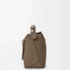 Medium Puzzle Edge-väska i mjukt kornat kalvskinn Taupe Medium Puzzle Edge-väska i mjukt kornat kalvskinn Taupe