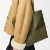Medium Puzzle Fold-väska i glänsande kalvskinn Dark Khaki Medium Puzzle Fold-väska i glänsande kalvskinn Dark Khaki