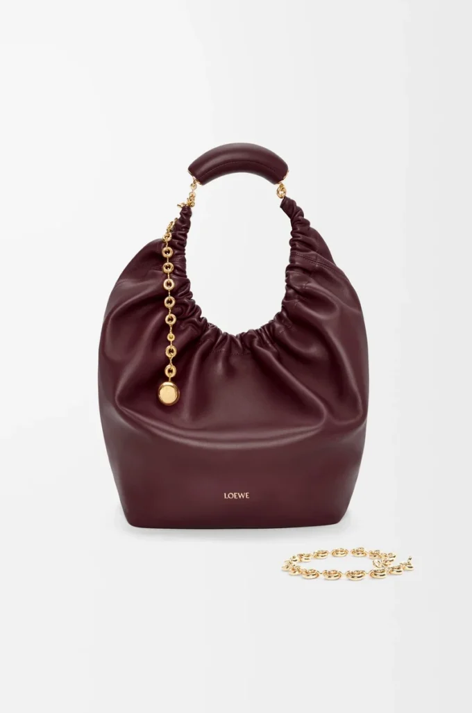 Medium Squeeze-väska i mjukt nappa-lammskinn, mörk burgundy Medium Squeeze-väska i mjukt nappa-lammskinn, mörk burgundy