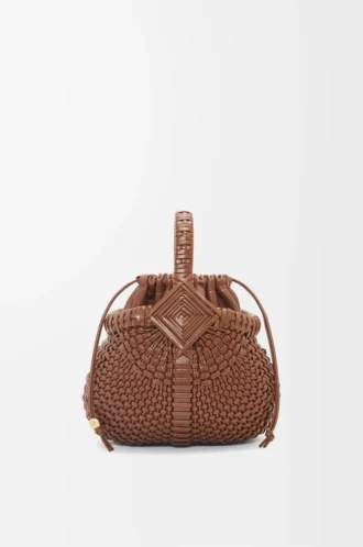 Mini Diamond Round Basket-väska i kalvskinn, mörkbrun