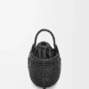 Mini Diamond Round Basket-väska i kalvskinn Svart Mini Diamond Round Basket-väska i kalvskinn Svart