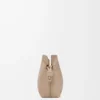 Mini Flamenco-clutch i nappa kalvskinn Sand Mini Flamenco-clutch i nappa kalvskinn Sand