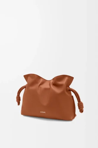 Mini Flamenco-clutch i nappa kalvskinn Squirrel