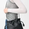 Mini Flamenco-clutch i nappa kalvskinn Svart Mini Flamenco-clutch i nappa kalvskinn Svart
