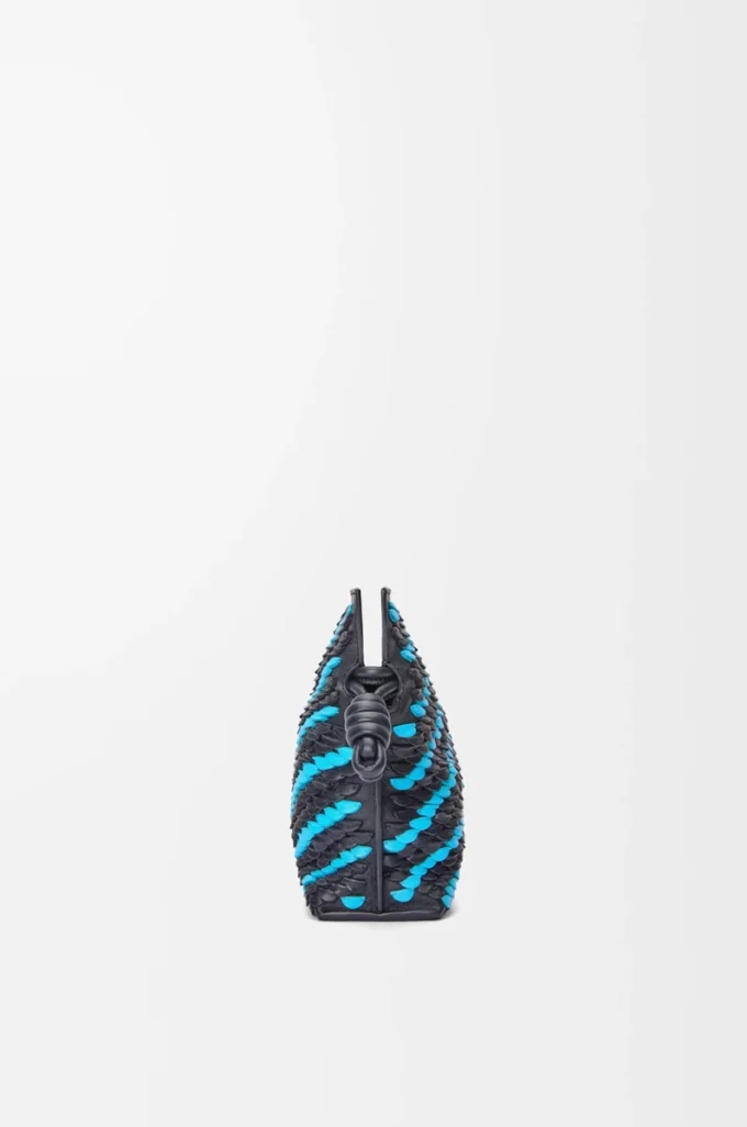 Mini Flamenco-clutch i nappa-lammskinn Dark Ink/Sky Blue Mini Flamenco-clutch i nappa-lammskinn Dark Ink/Sky Blue