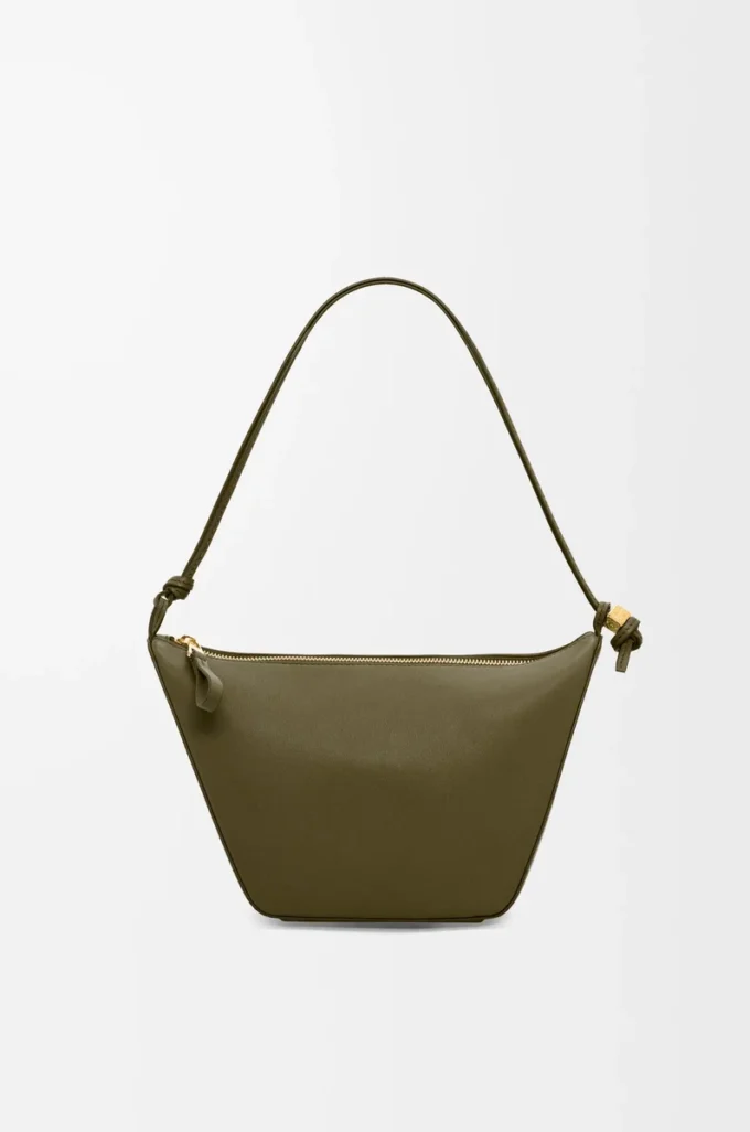 Mini Hammock hobo i klassiskt kalvskinn Dark Khaki Mini Hammock hobo i klassiskt kalvskinn Dark Khaki
