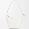 Mini Hammock hobo i klassiskt kalvskinn Soft White Mini Hammock hobo i klassiskt kalvskinn Soft White