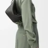 Mini Hammock hobo i klassiskt kalvskinn, svart Mini Hammock hobo i klassiskt kalvskinn, svart