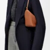 Mini Hammock hobo i klassiskt kalvskinn Tan Mini Hammock hobo i klassiskt kalvskinn Tan