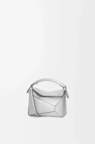 Mini Puzzle Edge-väska i laminerat lammskinn Silver