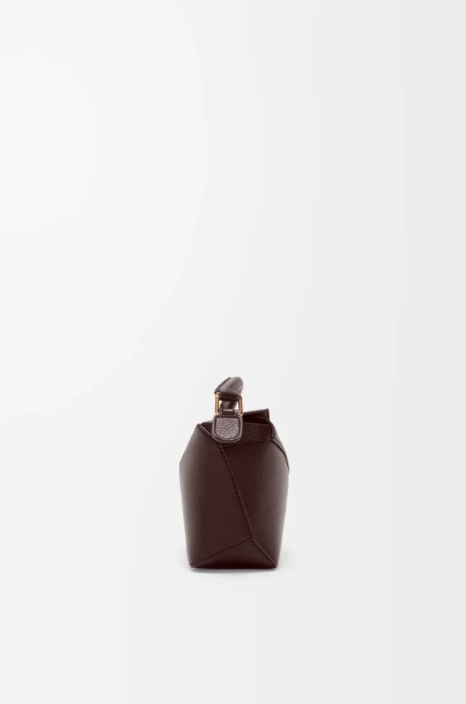 Mini Puzzle Edge-väska i mjukt kornat kalvskinn Dark Chestnut Mini Puzzle Edge-väska i mjukt kornat kalvskinn Dark Chestnut