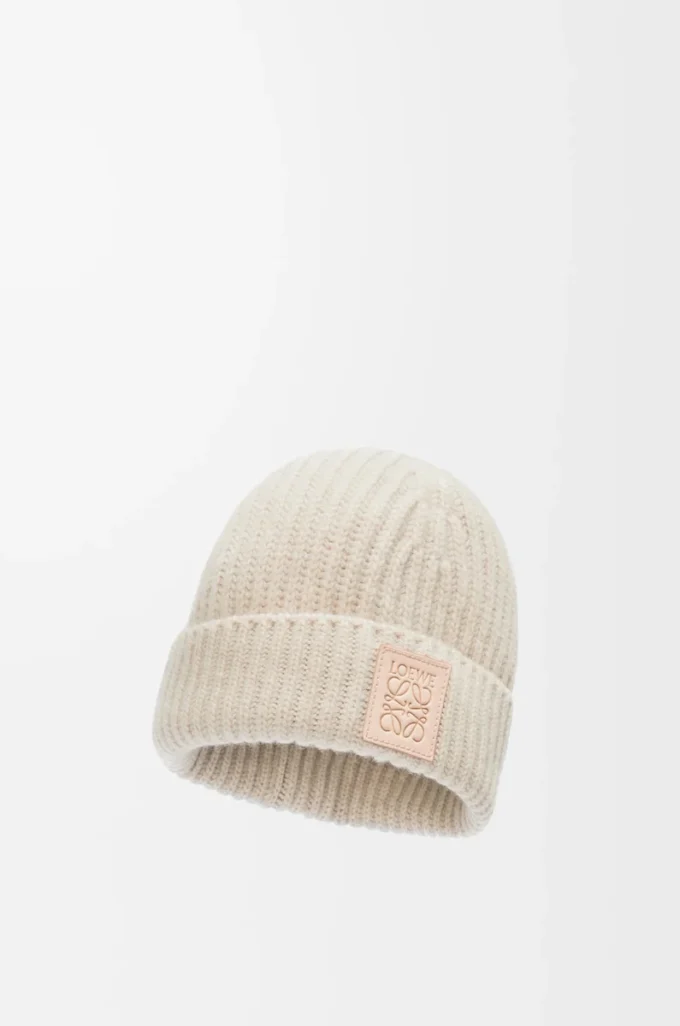 Mössa i kashmir, ljusbeige Mössa i kashmir, ljusbeige